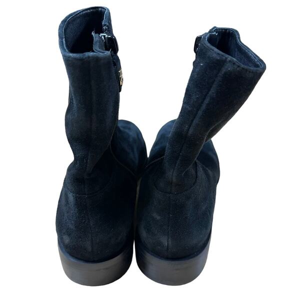 Stuart Weitzman NWOB Kye Black Suede Zip Bootie S4893 Size 6.5B Low Stacked Heel - Picture 4 of 10